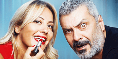 Benimle Delirir Misin? tiyatro sahneleri 