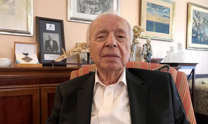 Türk tıbbında Kemal Bayazıt ismi bir ekoldür
