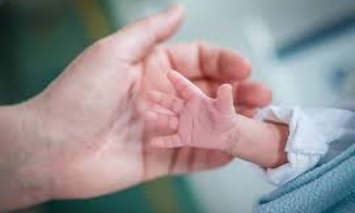 Prematüre Bebek Bakımı