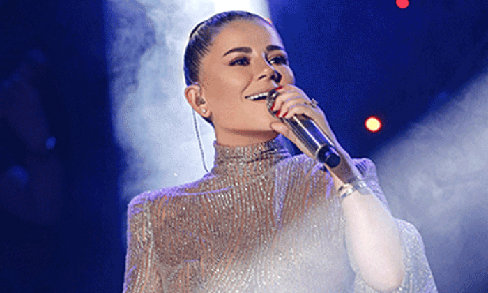 26 Mayıs Adana Merve Özbey Konseri