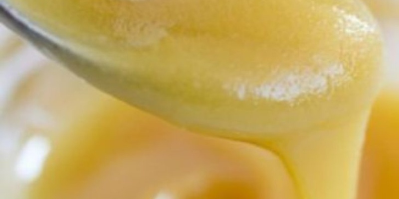 Arı Sütünün Bir Damlası Bile Bakın Nelere Yararlı!