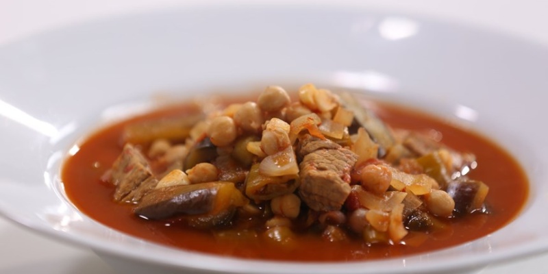 Adana Patlıcan Doğrama