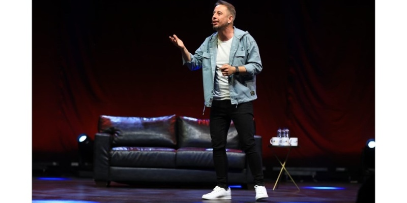 13 Ekim Adana Cem İşçiler Tek Kişilik Stand Up Gösterisi