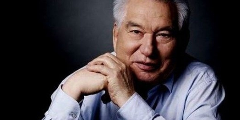 Dünyaca ünlü Kırgız yazar Cengiz Aytmatov anılıyor