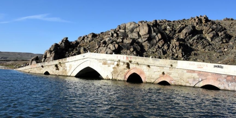 Çeşnigir Köprüsü turizme kazandırılıyor